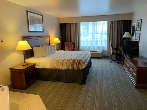 Country Inn & Suites by Radisson, Chambersburg, PA