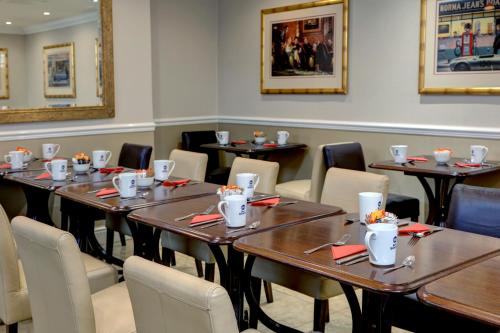 Best Western Corona Hotel - image 14