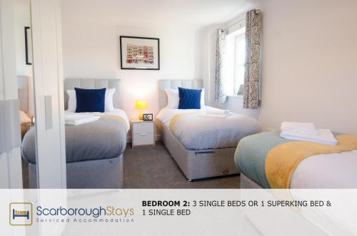 Hibernia Place, 3 bedroom Townhouse with PATIO & SEATING AREA - FREE PARKING