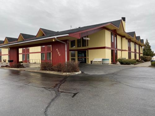 Red Lion Inn & Suites Post Falls - Accommodation