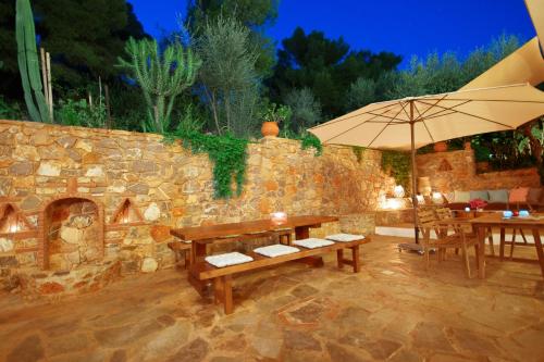 Seadmed, Panorama Apartments in Poros