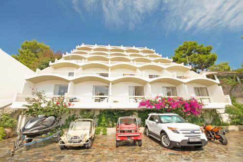  Panorama Apartments in Poros