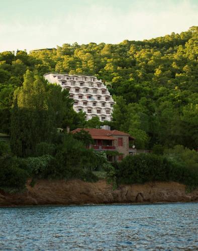 Hotelli välisilme, Panorama Apartments in Poros