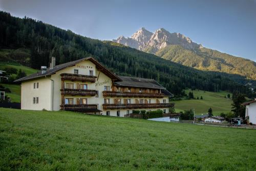 Hotel Wiesenhof in Mieders, Österreich