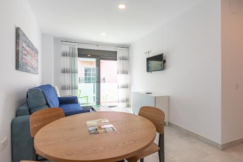 Two-Bedroom Apartment image 5