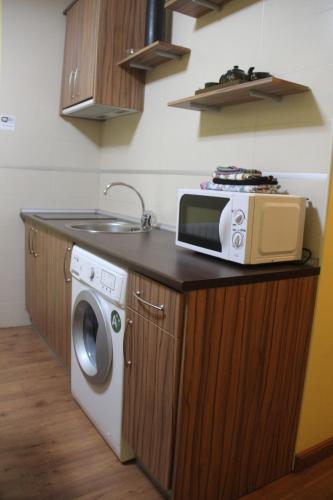 Hostal Maury
