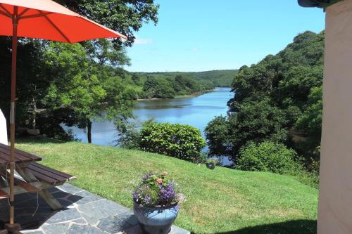 Rock Cottage, Helford River, , Cornwall