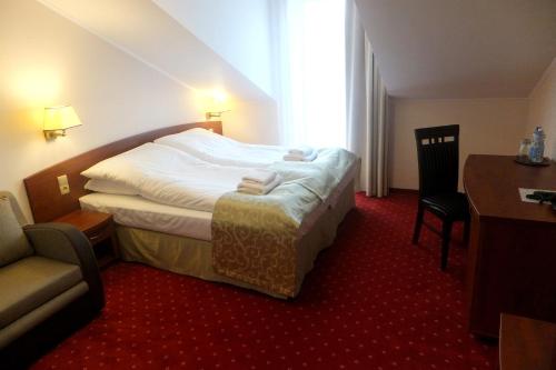 2 twin beds