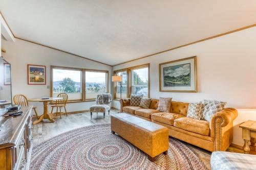 Pacific View Escape - image 2