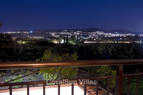MAGIC CORAL VILLA 304 by Coral Sun Villa com, Peyia (Foto 9)