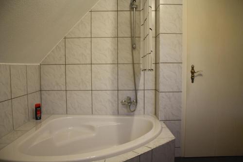 Bathroom, Ferienwohnung im Harz in Blankenburg (Harz)