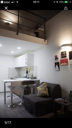 Vicstreet – Naples, CO
