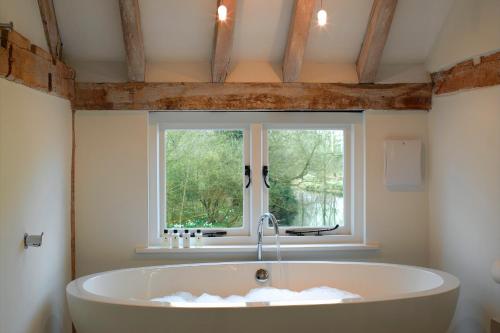 Tuddenham Mill Luxury Hotel Room Type - Double Room - Mill Room East