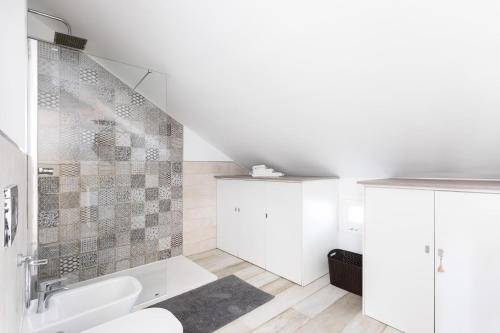 House Golden Mile Tenerife by Holiday World - image 6
