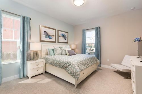 5 BR 6 BA Deluxe Villa 5min to Disneyworld BBQ Hot Tub - main image