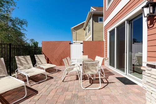 Luxury 5 BR 6 BA Villa 5min to Disney 2169ft² BBQ&Hot Tub - image 14