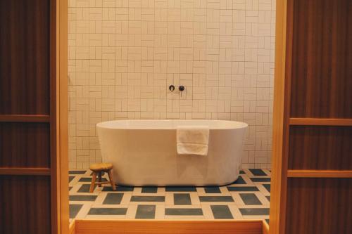 Hotel K5 Room Type - Junior Suite with Bathtub