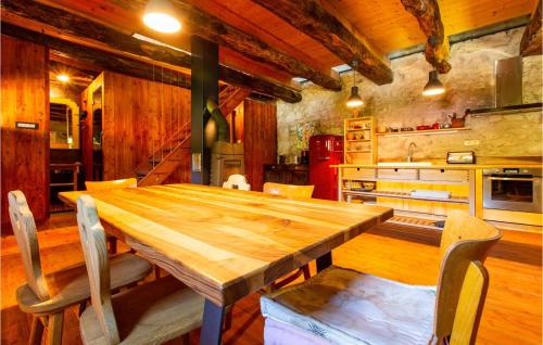 مطبخ, Stunning Home In Tolmin With Sauna in Tolmin