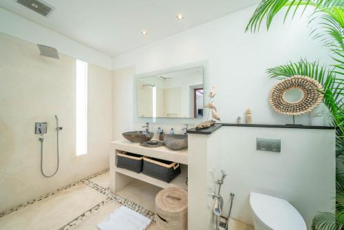 Three-Bedroom Villa with Private Pool image 4
