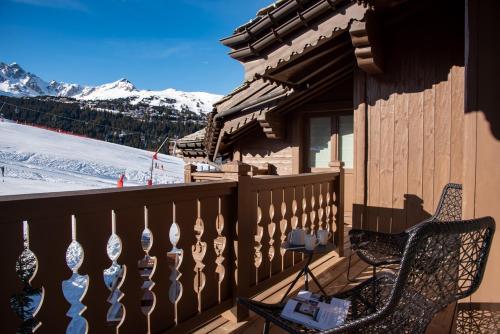 Apartment with Mountain View