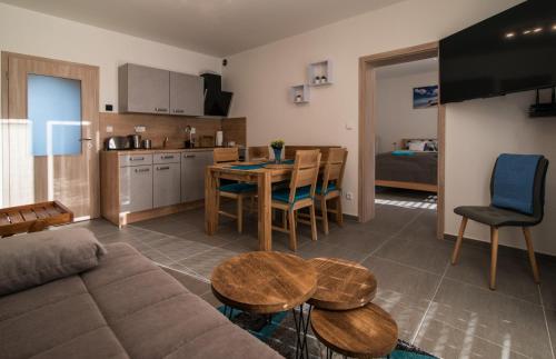 Kitchen, Astra Lipno in Kovarov