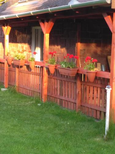  Kis Ház Apartman in Balatongyörök