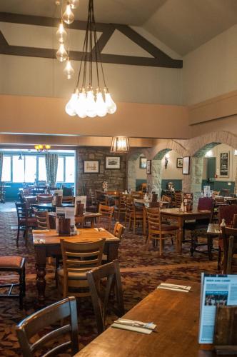 Lamb & Flag Inn - image 12