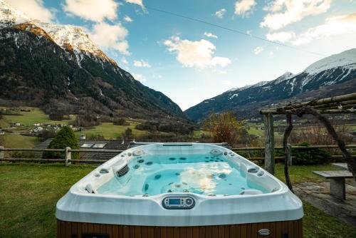 Modern charme studio in Chalet in 6724 Ponto Valentino