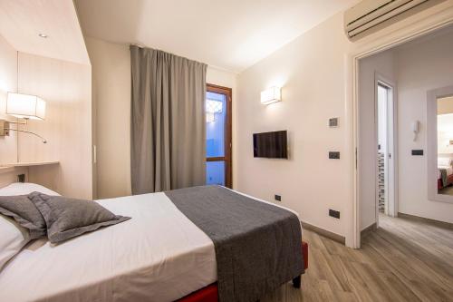 Borgo Aureo - image 7