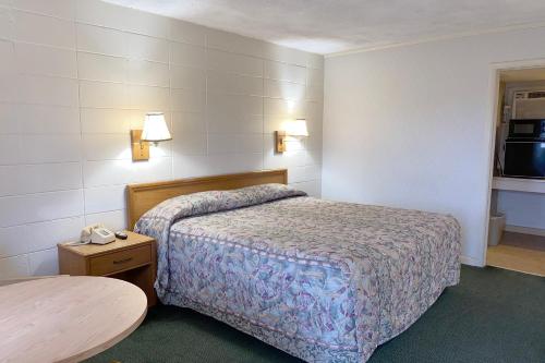 OYO Hotel Mauldin SC South Main Street - image 8