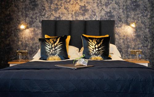 Superior Double Room image 9