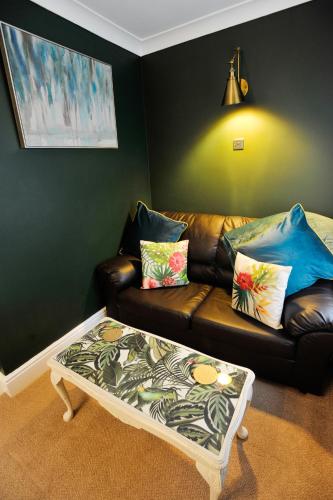 King Suite image 9