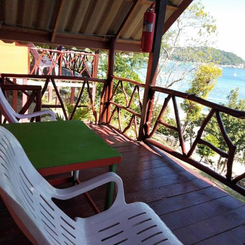 DAYA hill seaview in Ko Lipe