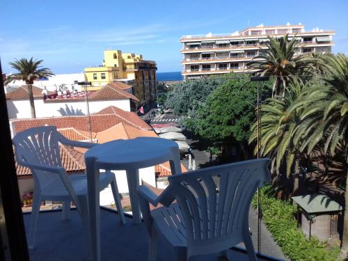 Twin room, with views