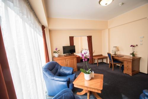 hotel photo
