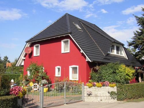 Haus Schumann - Ostsee - Halbinsel Darss in Wieck, Deutschland
