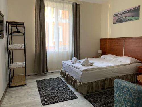 Guest Rooms Donovi 3
