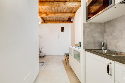 Rome Boutique Home Colosseum