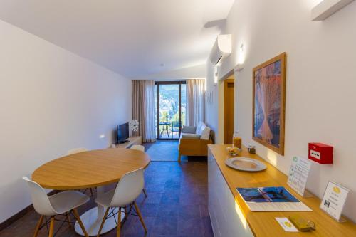 Casas do Almourao in วีลา เวลยา เด โรเดา