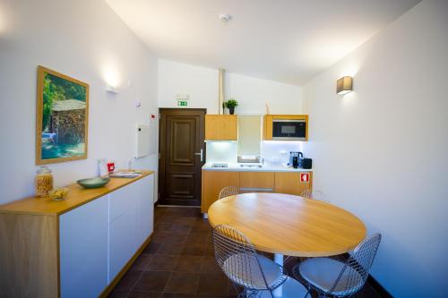 Casas do Almourao in วีลา เวลยา เด โรเดา