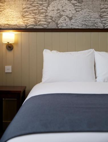 Ravensworth Arms Hotel by Greene King Inns - image 12