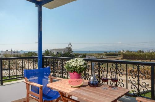 Gaitani apartments plaka naxos 5