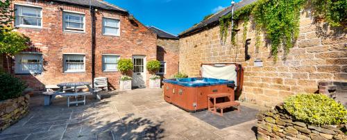 Oakerthorpe Holiday Village - image 14