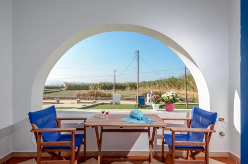 Gaitani apartments plaka naxos 3