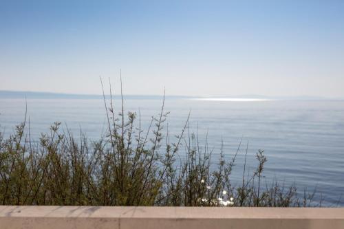 Apartment with Sea View image 3