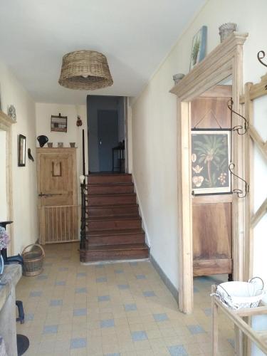 Meublé de tourisme La Maison d'Orgy (Meuble de tourisme La Maison d'Orgy) in Вільфарго