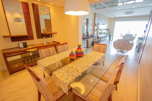 Apartamento Les Vagues - Alto estilo de frente para o mar no Guaruja