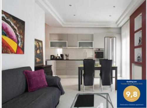 Glyfada Riviera Home, Atény