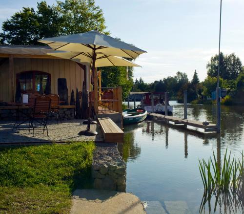 Kulturgasthof Alte Reederei 4