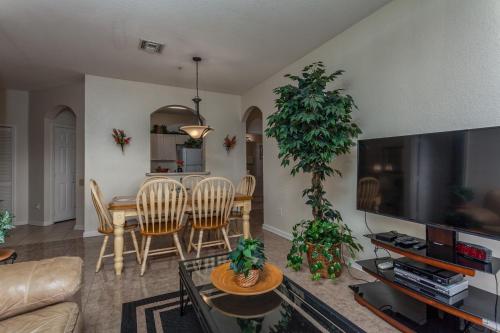 Windsor Palms-RU847 - image 6